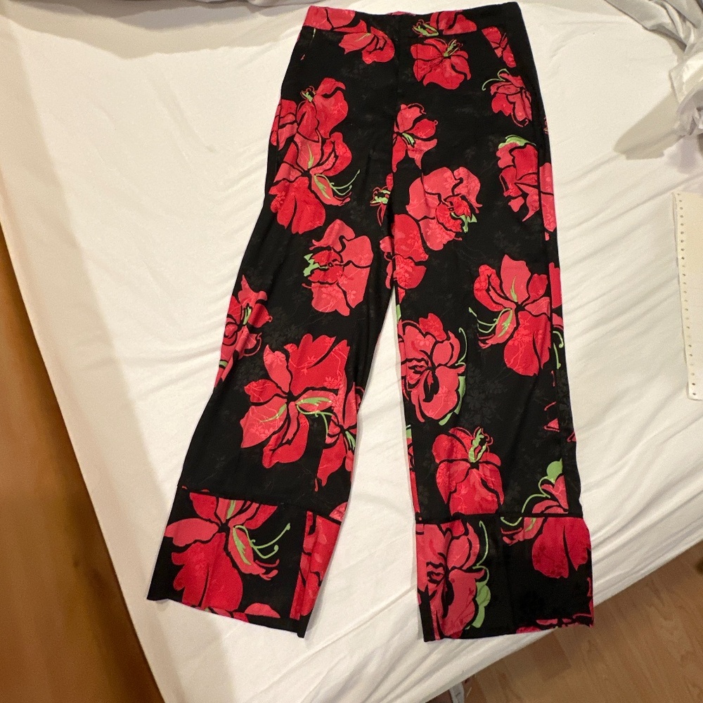 Zara floral pants